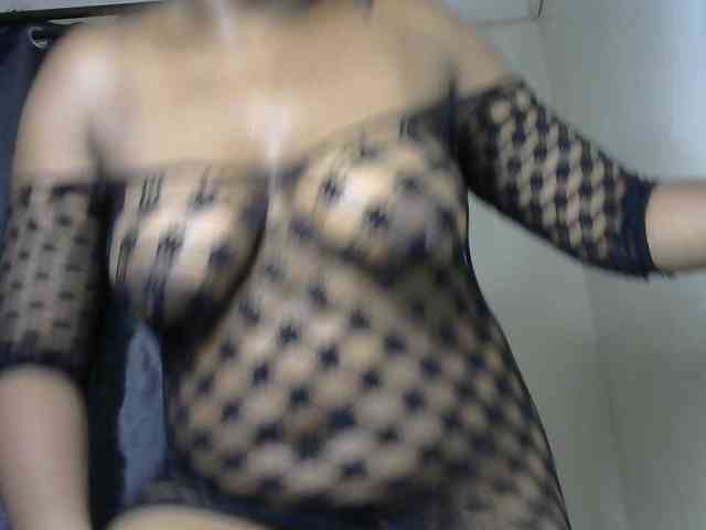 miss-caramel webcam