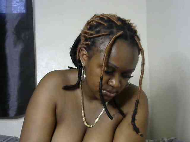 miss-caramel webcam