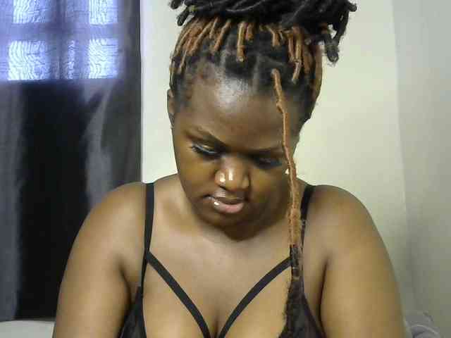miss-caramel webcam