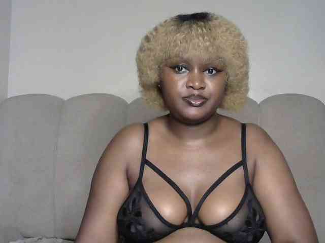 miss-caramel webcam