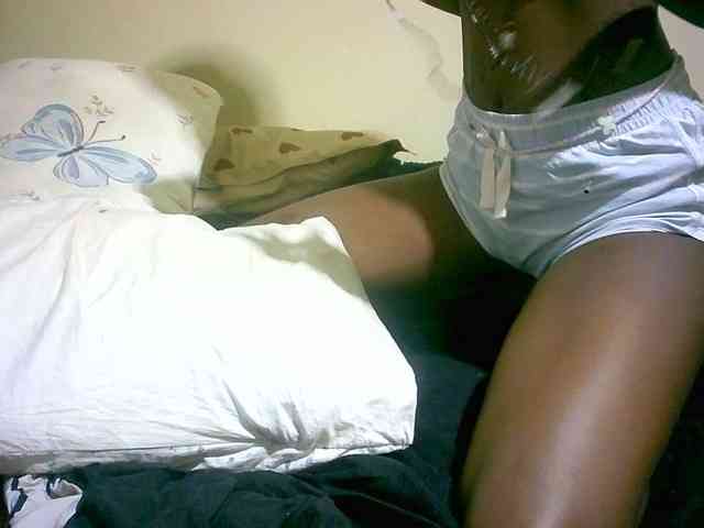 Creamysweet webcam