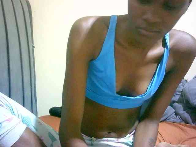Creamysweet webcam