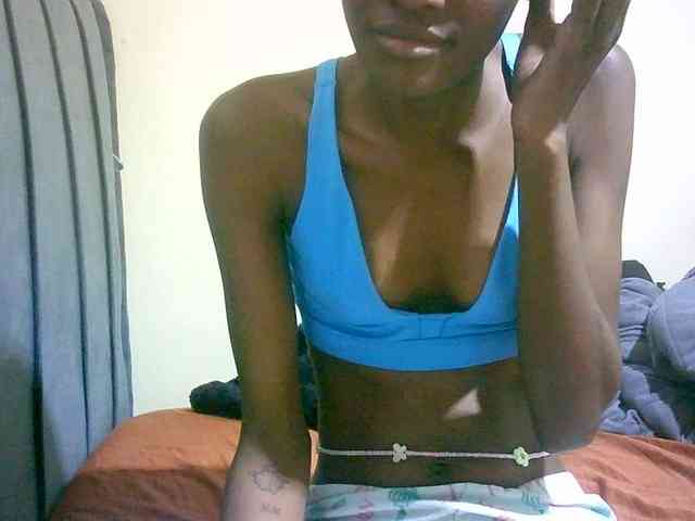 Creamysweet webcam