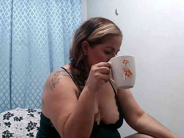 yoursexymature2024 webcam