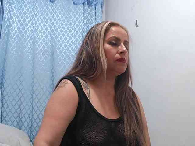 yoursexymature2024 webcam