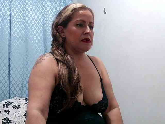 yoursexymature2024 webcam