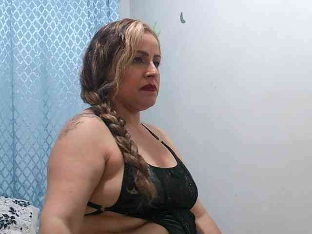 yoursexymature2024 webcam