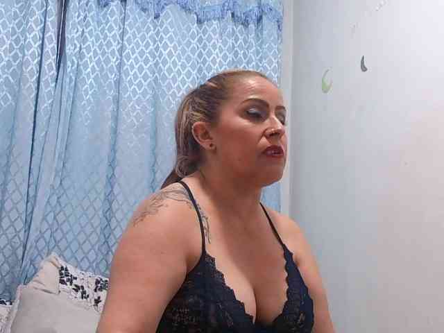 yoursexymature2024 webcam