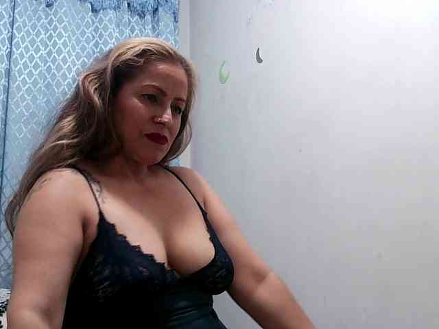 yoursexymature2024 webcam
