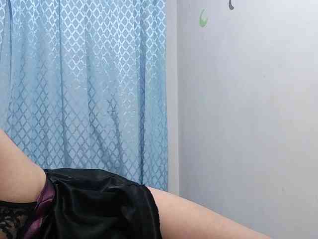 Модель: yoursexymature2024