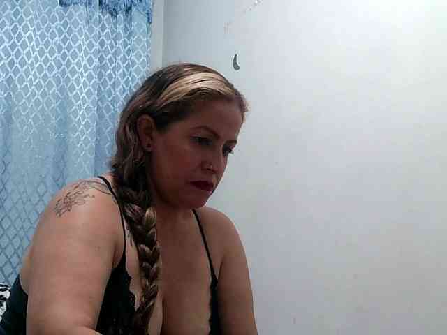yoursexymature2024 webcam