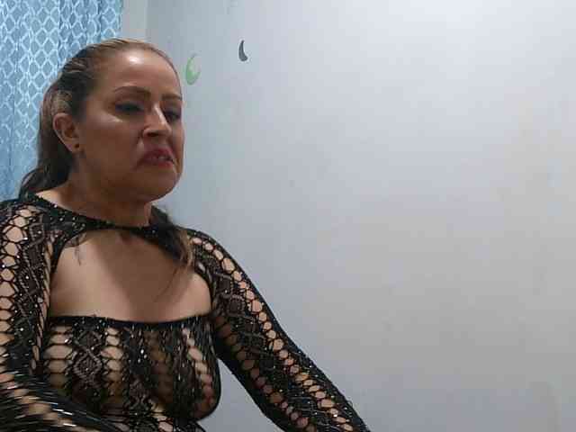 yoursexymature2024 webcam