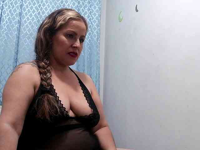 yoursexymature2024 webcam
