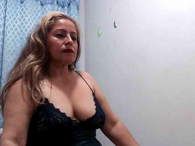 yoursexymature2024 webcam