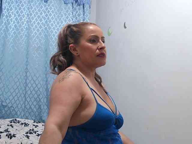 yoursexymature2024 webcam
