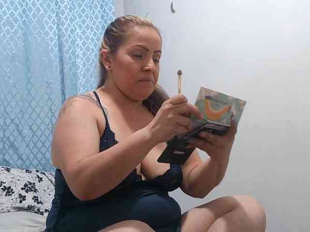 yoursexymature2024 webcam