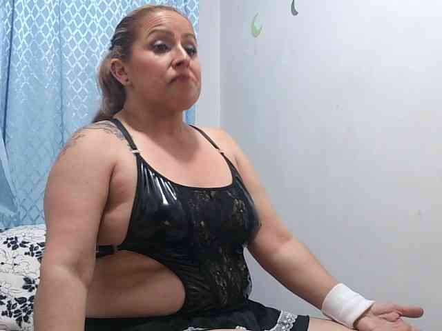 yoursexymature2024 webcam