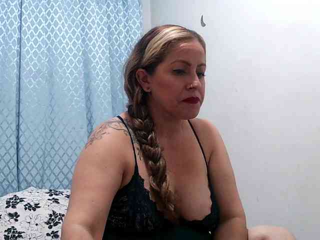 yoursexymature2024 webcam