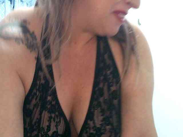 yoursexymature2024 webcam