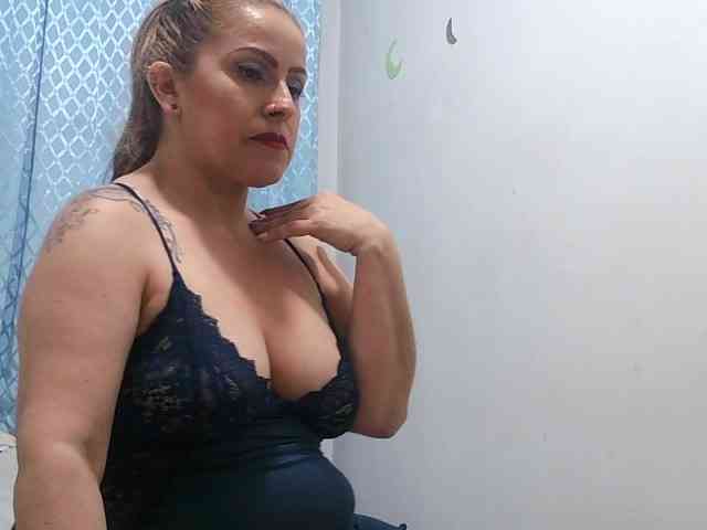 yoursexymature2024 webcam