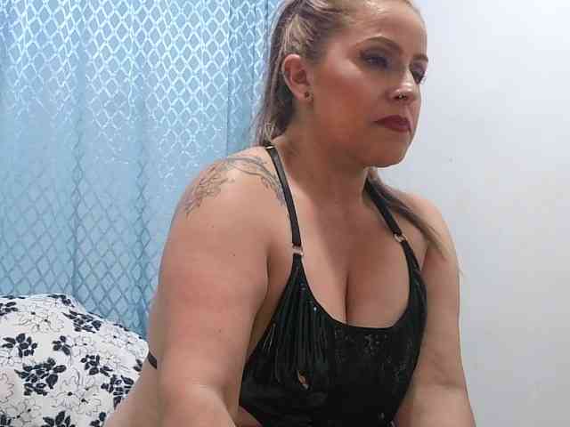 yoursexymature20... Live Webcam on BongaCams