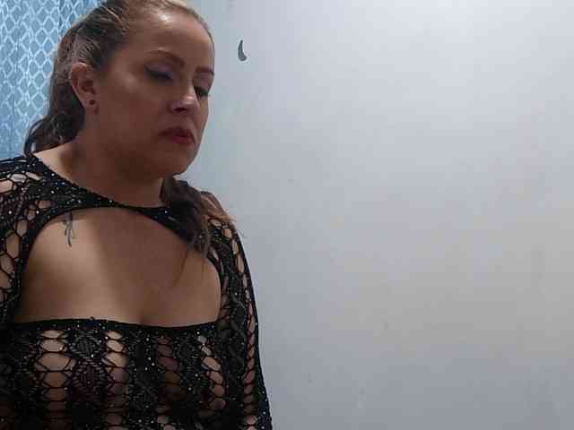 Модель: yoursexymature2024