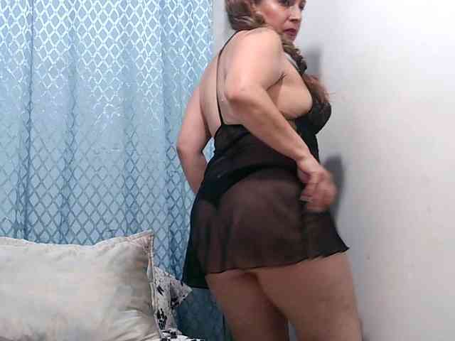 Модель: yoursexymature2024