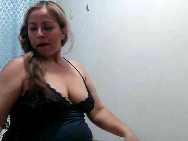 yoursexymature2024 webcam