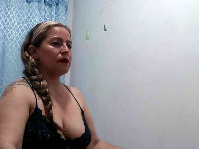 yoursexymature2024 webcam