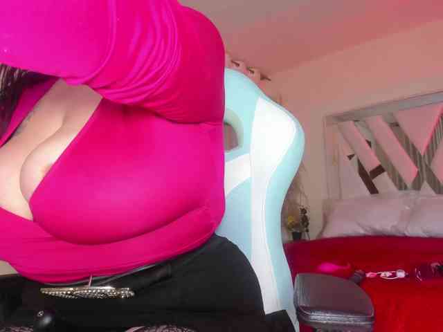 Zully-Jones webcam
