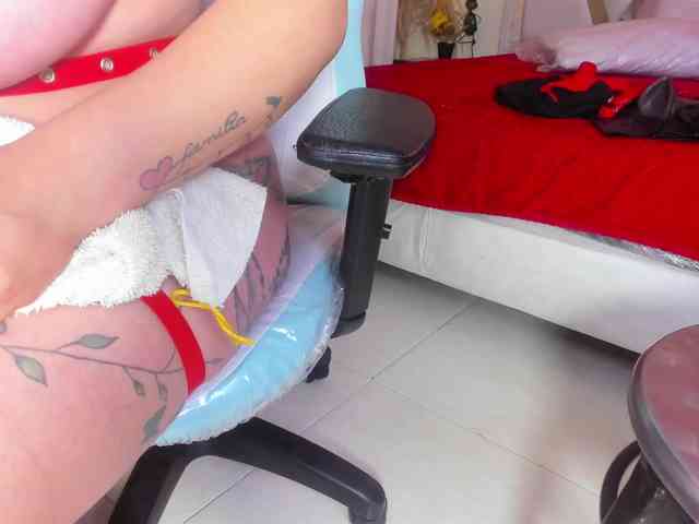 Zully-Jones webcam