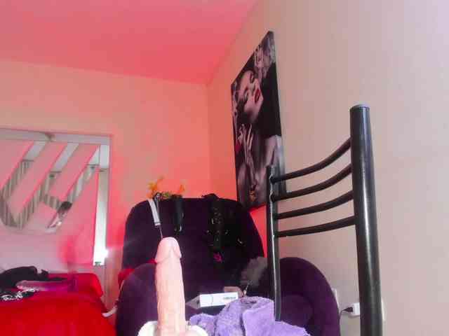 Zully-Jones webcam