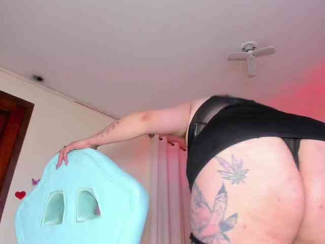 Zully-Jones webcam