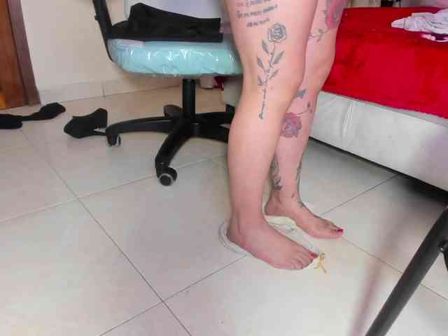 Zully-Jones webcam