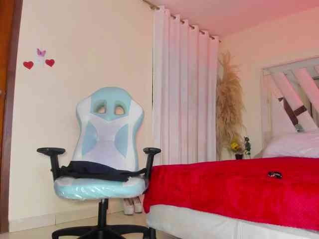 Zully-Jones webcam