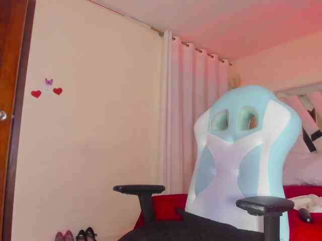 Zully-Jones webcam