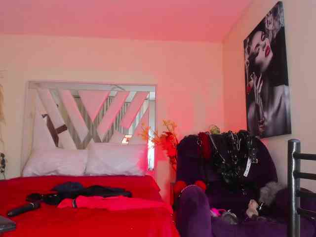 Zully-Jones webcam