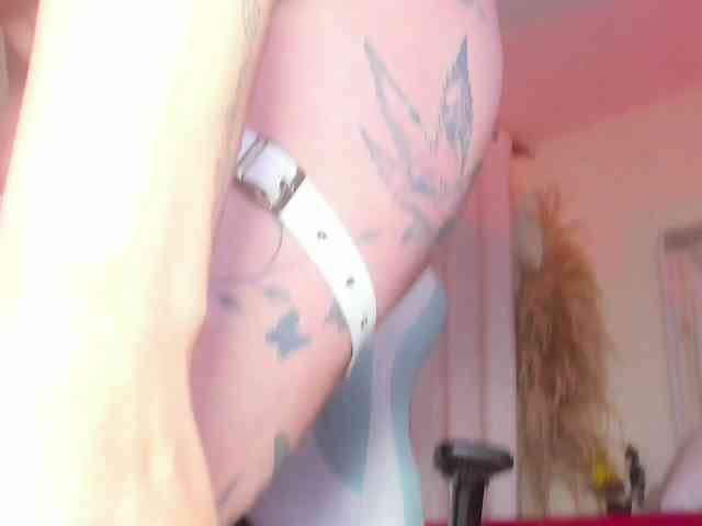 Zully-Jones webcam