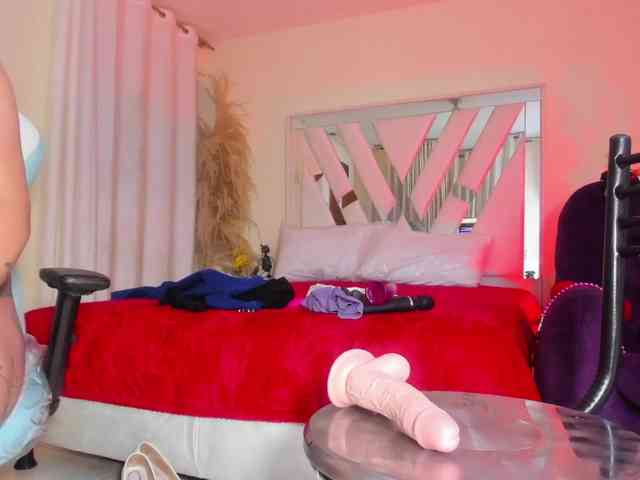Zully-Jones webcam