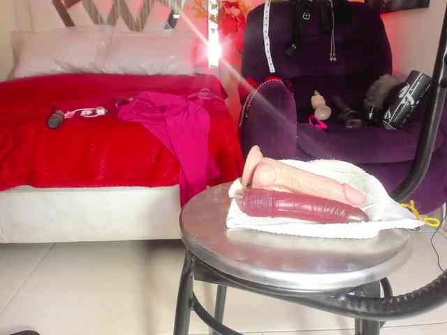 Zully-Jones webcam