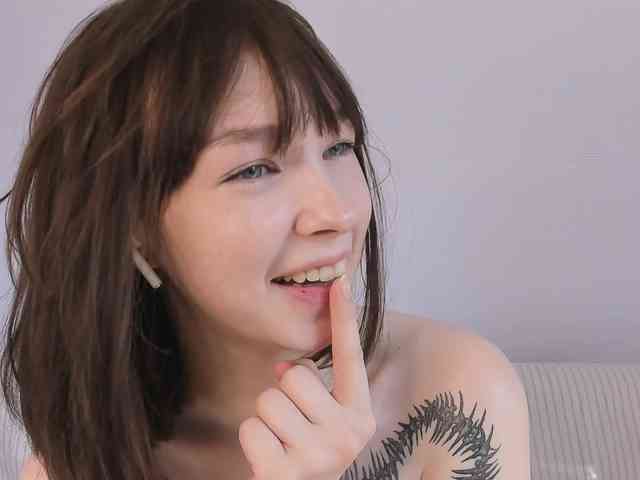 SindyJuxx webcam