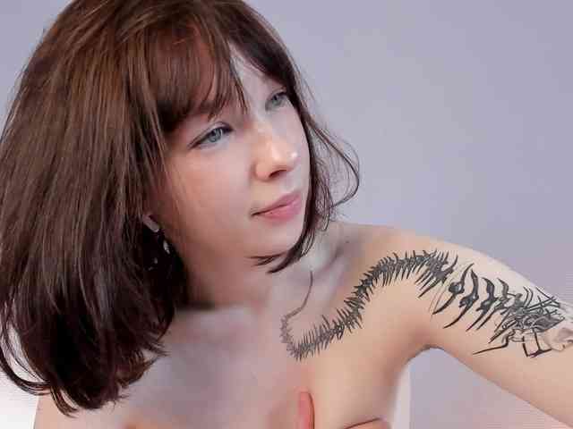 SindyJuxx webcam