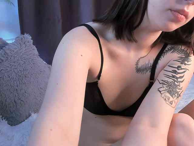 SindyJuxx webcam