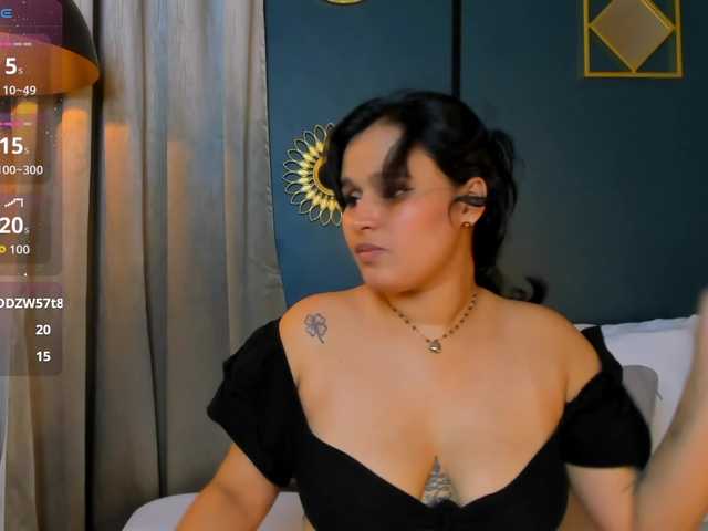 lia-sexx19's BongaCams show and profile