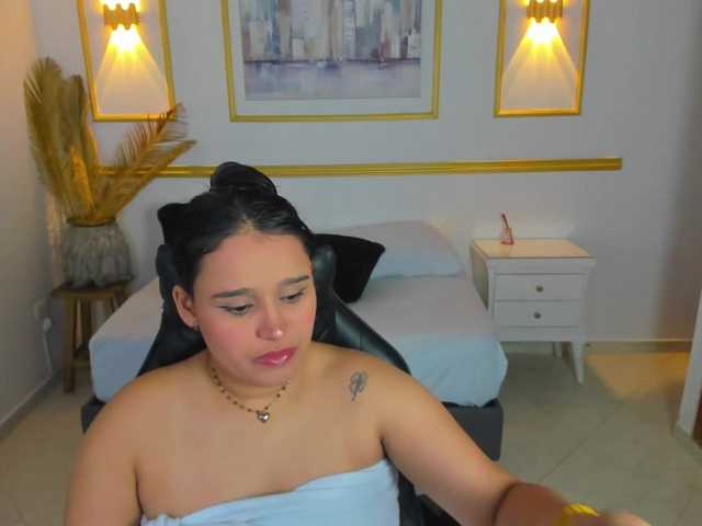 lia-sexx19's BongaCams show and profile
