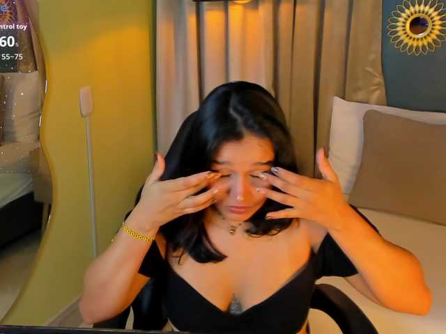 lia-sexx19's BongaCams show and profile