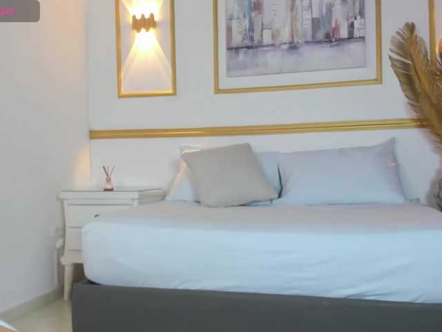 lia-sexx19's BongaCams show and profile