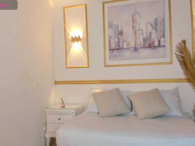 lia-sexx19's BongaCams show and profile