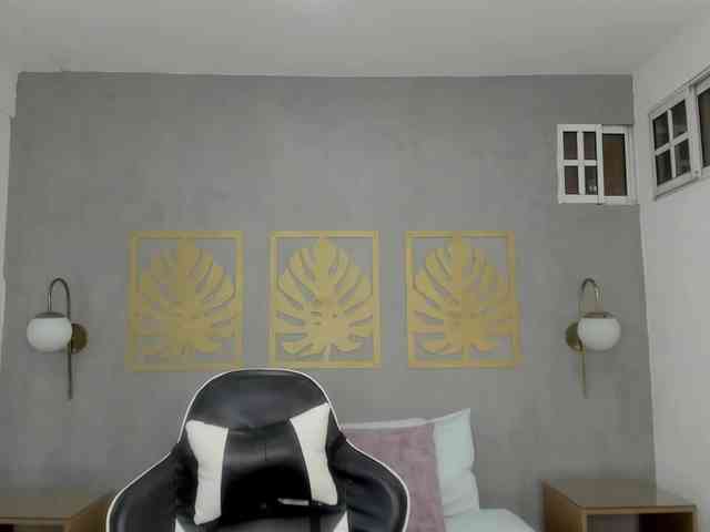 lia-sexx19 webcam