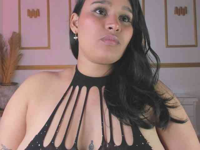 lia-sexx19 webcam